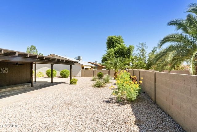 25425 S SEDONA Drive, Sun Lakes, AZ 85248