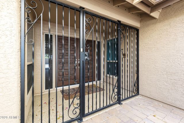 25425 S SEDONA Drive, Sun Lakes, AZ 85248
