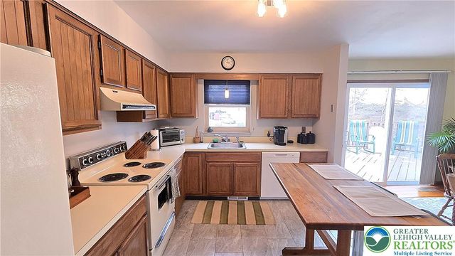 1391 Presidential Drive, Whitehall Twp, PA 18052