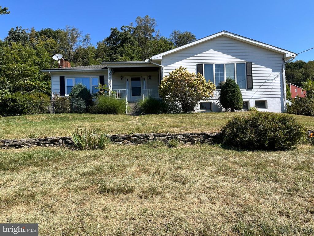17425 SUNSHINE TRL, Sabillasville, MD 21780