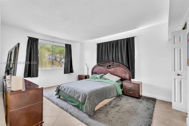3021 N Oakland Forest Dr 208, Oakland Park, FL 33309