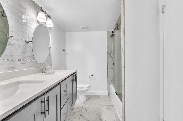 3021 N Oakland Forest Dr 208, Oakland Park, FL 33309