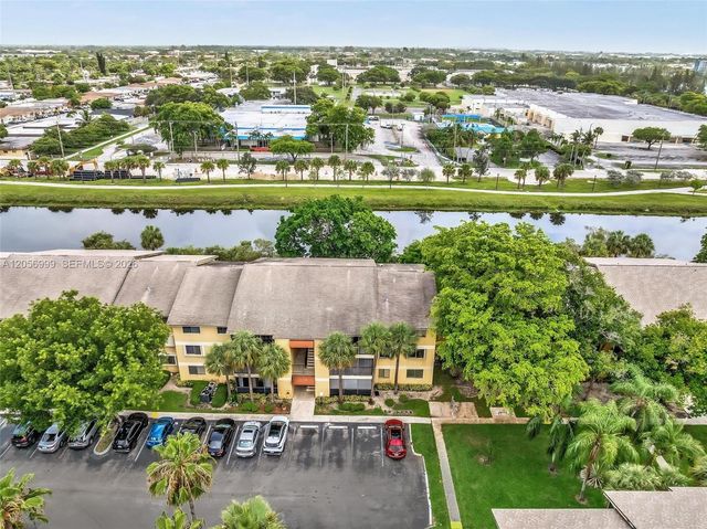 3021 N Oakland Forest Dr 208, Oakland Park, FL 33309