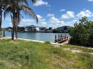 14065 N BAYSHORE DRIVE, Madeira Beach, FL 33708
