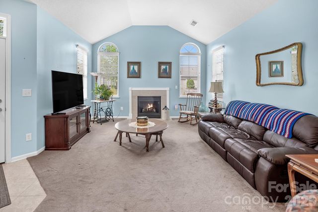 4607 Nashua Drive, Matthews, NC 28105