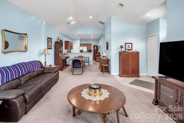 4607 Nashua Drive, Matthews, NC 28105