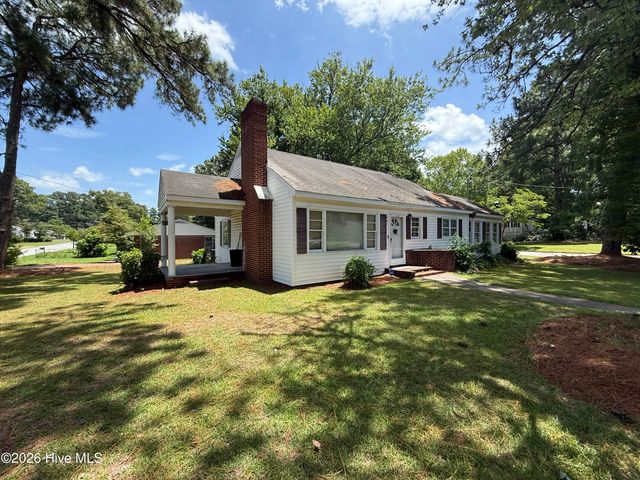 1501 Bond Street, Kinston, NC 28501