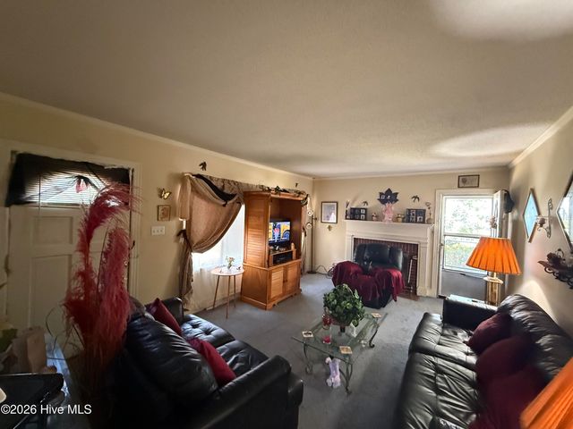 1501 Bond Street, Kinston, NC 28501