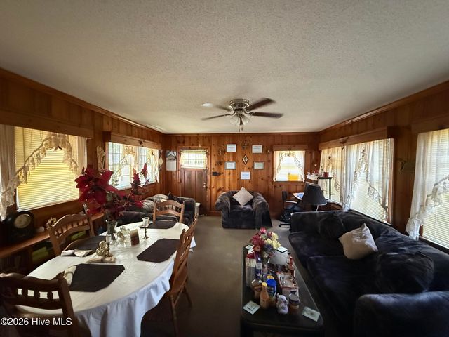 1501 Bond Street, Kinston, NC 28501
