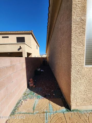 10046 E Cedar Hill Drive, Tucson, AZ 85748