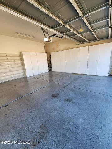 10046 E Cedar Hill Drive, Tucson, AZ 85748