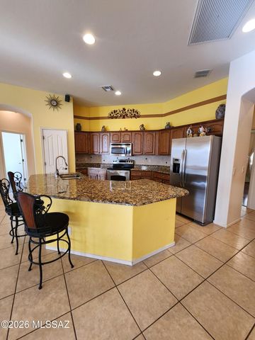 10046 E Cedar Hill Drive, Tucson, AZ 85748