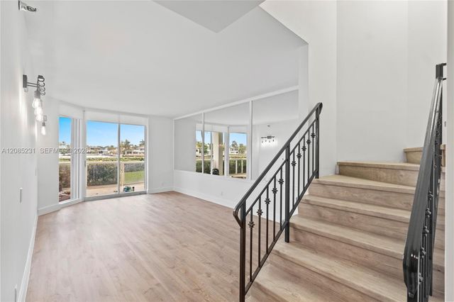 3801 NE 207th Street TH6, Aventura, FL 33180