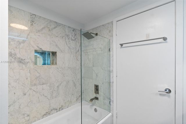 3801 NE 207th Street TH6, Aventura, FL 33180