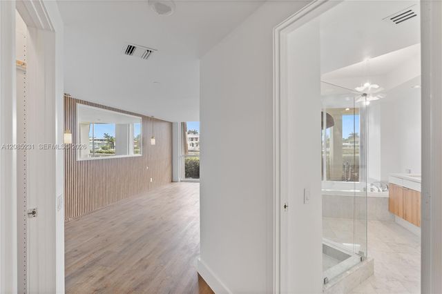 3801 NE 207th Street TH6, Aventura, FL 33180