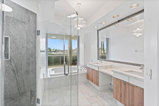 3801 NE 207th Street TH6, Aventura, FL 33180