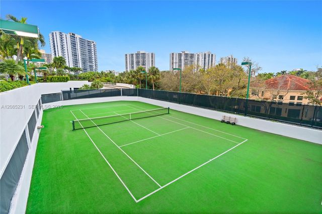 3801 NE 207th Street TH6, Aventura, FL 33180