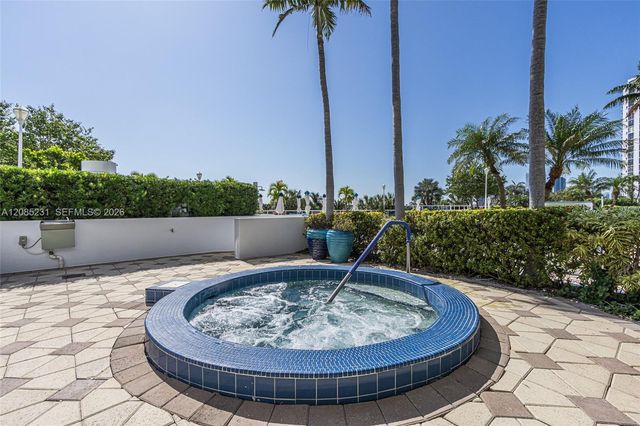 3801 NE 207th Street TH6, Aventura, FL 33180