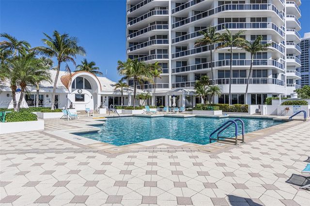 3801 NE 207th Street TH6, Aventura, FL 33180