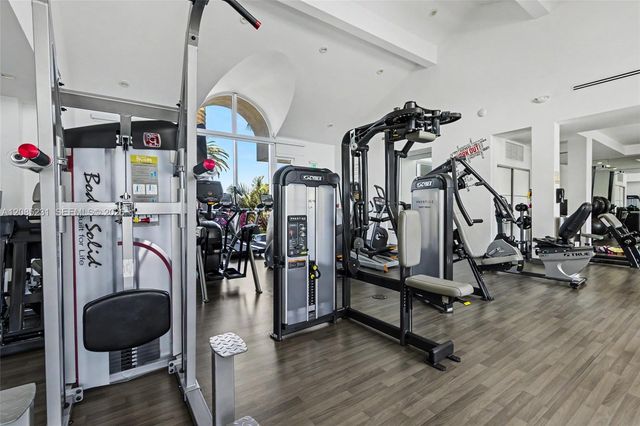 3801 NE 207th Street TH6, Aventura, FL 33180
