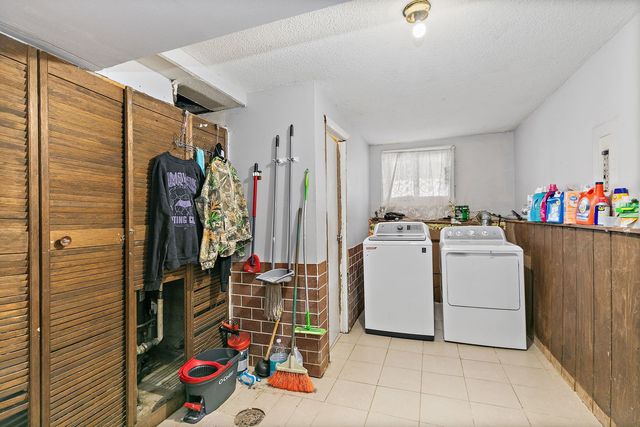 399 Tee Lane, Carpentersville, IL 60110