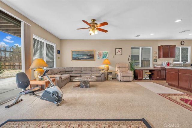 11196 Charleston, Adelanto, CA 92301