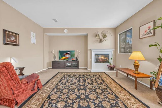 11196 Charleston, Adelanto, CA 92301