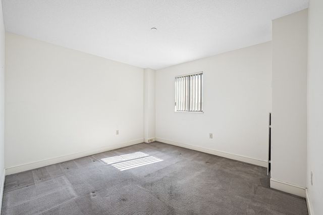 65 Lake Avenue 508, Worcester, MA 01604