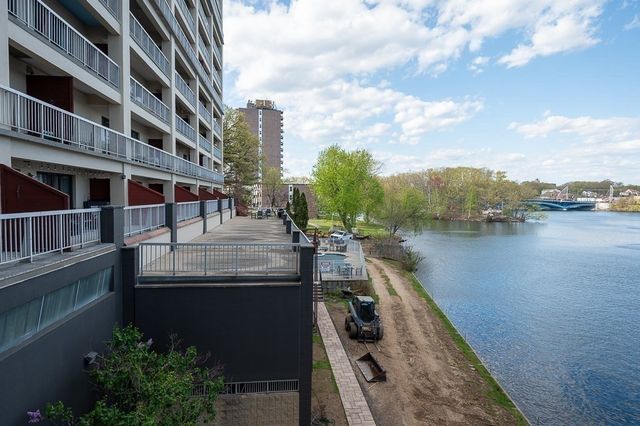 65 Lake Avenue 508, Worcester, MA 01604