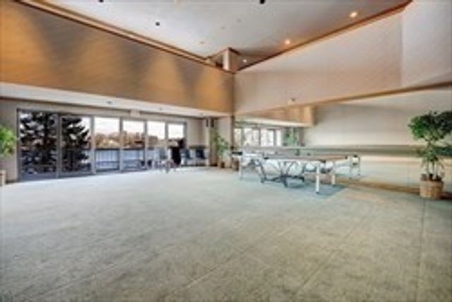65 Lake Avenue 508, Worcester, MA 01604