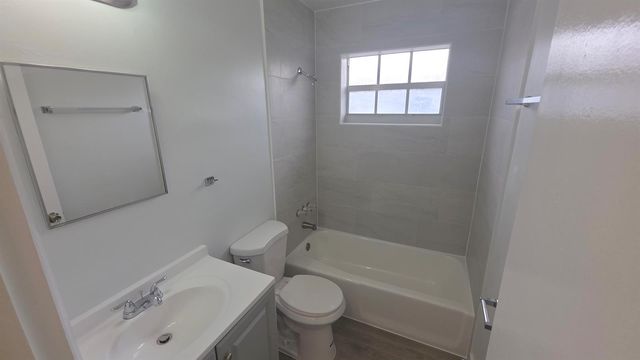 7511 Venetian Street 2, Miramar, FL 33023