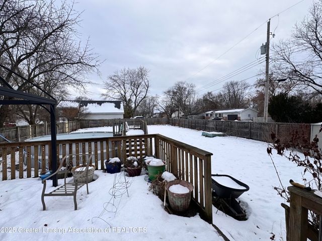 6046 Pheasant Avenue, Lansing, MI 48911