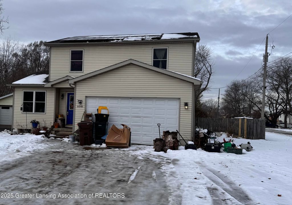 6046 Pheasant Avenue, Lansing, MI 48911