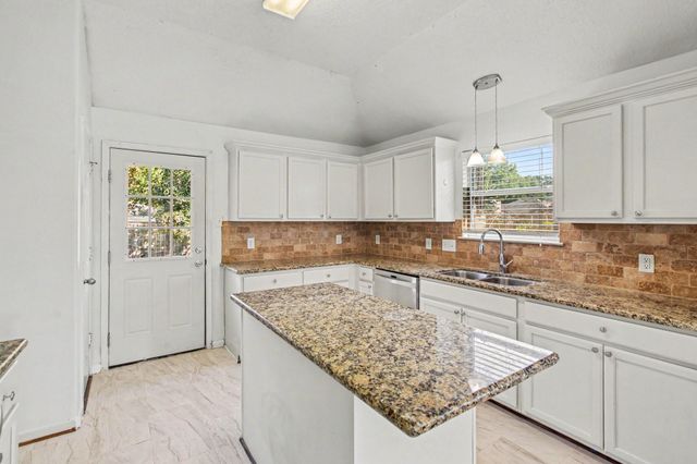 14021 Buckskin Drive, Willis, TX 77378