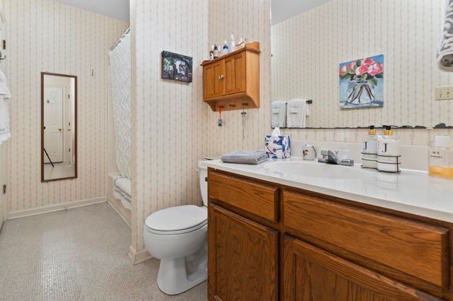 712 S Dogwood Dr Apt 302, Surfside Beach, SC 29575