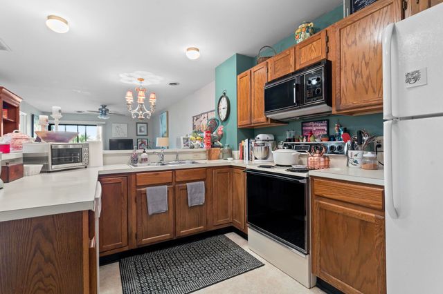 712 S Dogwood Dr Apt 302, Surfside Beach, SC 29575