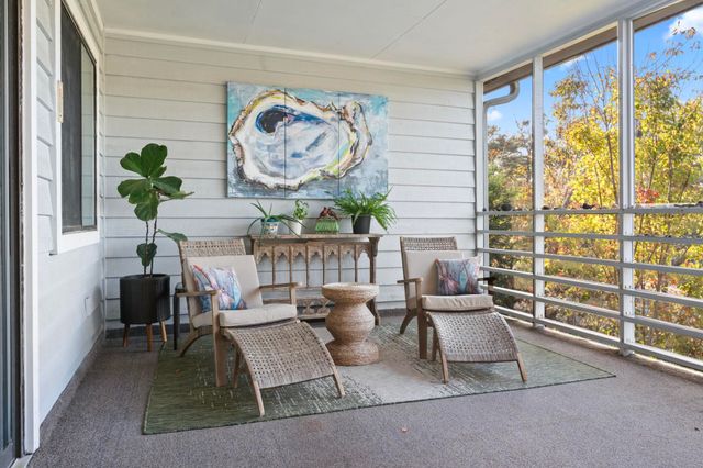 712 S Dogwood Dr Apt 302, Surfside Beach, SC 29575
