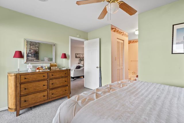 712 S Dogwood Dr Apt 302, Surfside Beach, SC 29575