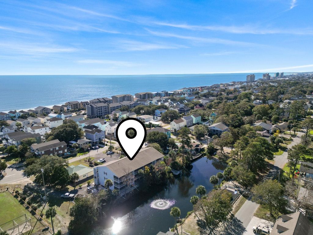 712 S Dogwood Dr Apt 302, Surfside Beach, SC 29575