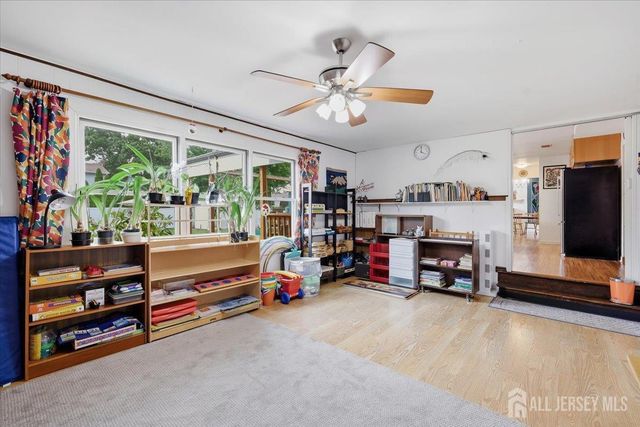 3 Winterberry Circle, Piscataway, NJ 08854