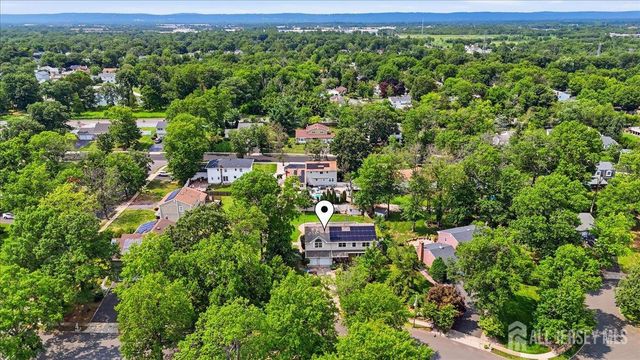 3 Winterberry Circle, Piscataway, NJ 08854