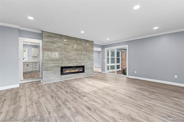 21901 Harding Street, Oak Park, MI 48237