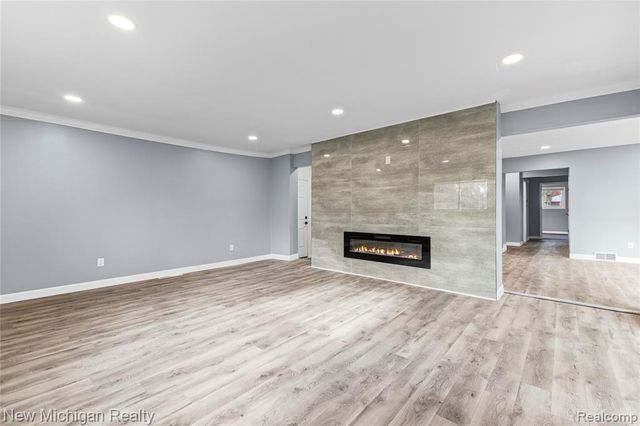 21901 Harding Street, Oak Park, MI 48237