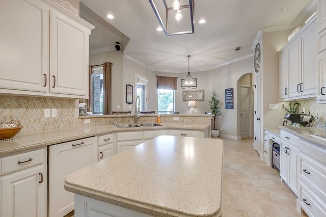 119 Antler Ridge Court, Azle, TX 76020