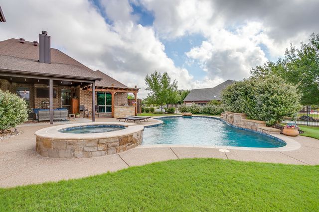 119 Antler Ridge Court, Azle, TX 76020