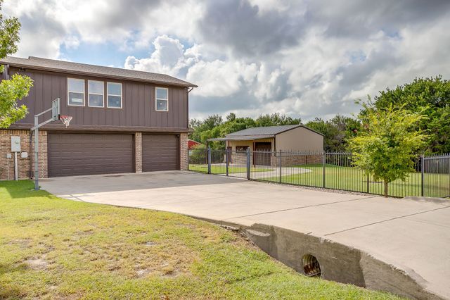 119 Antler Ridge Court, Azle, TX 76020