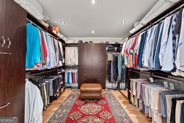 669 Dixon Drive, Gainesville, GA 30501