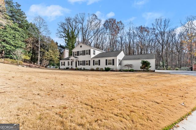 669 Dixon Drive, Gainesville, GA 30501