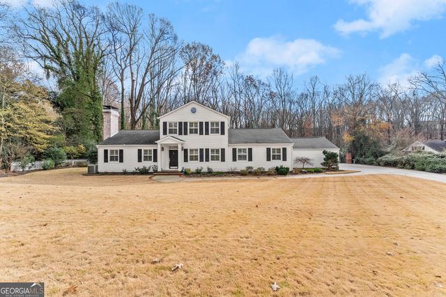 669 Dixon Drive, Gainesville, GA 30501