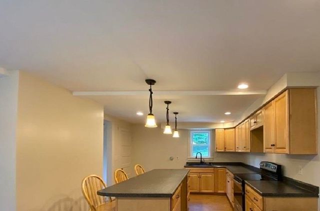 309 Bradford Road, Newport, NH 03773